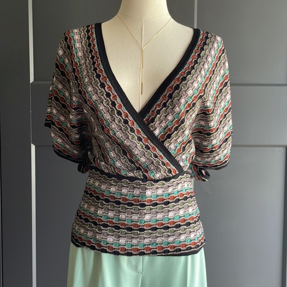 Vintage jewl tone Missoni Sweater - Picture 4 of 8
